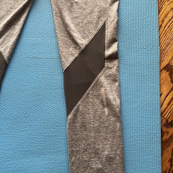 NWOT Rebook leggings, M - Picture 8 of 11